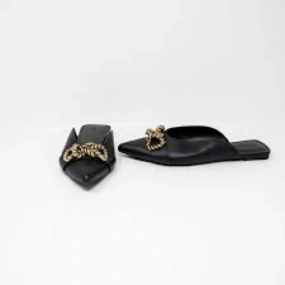 NWOB Open Edit Kyla Vegan Leather Metal Rope Knot Open Flat Mule 4 small scuff